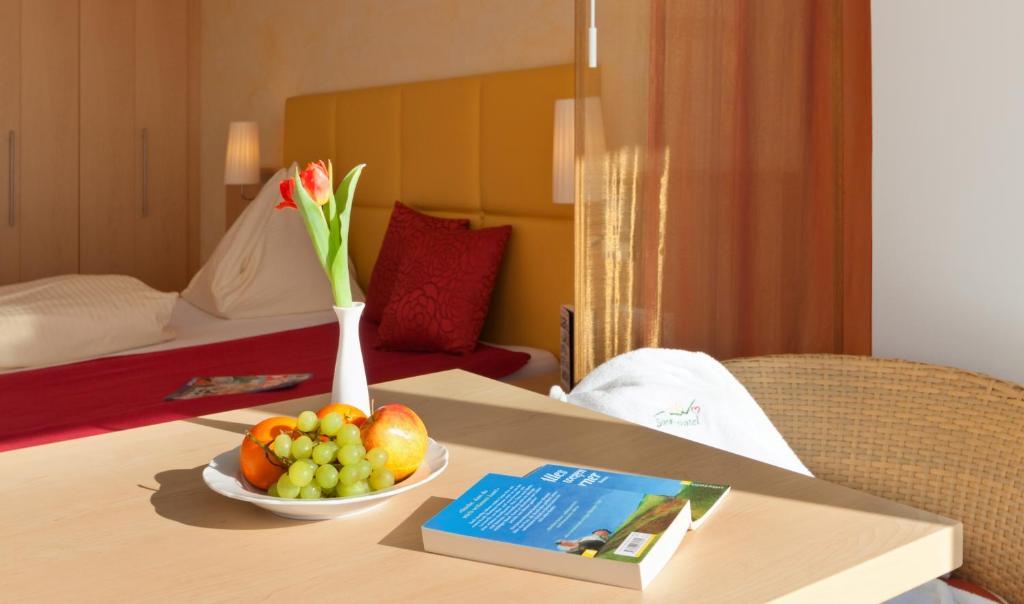 Sonnenhotel Zaubek Treffen Phòng bức ảnh