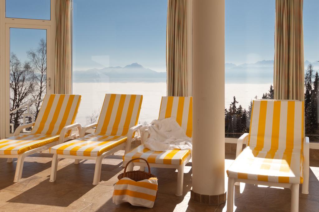 Sonnenhotel Zaubek Treffen Ngoại thất bức ảnh